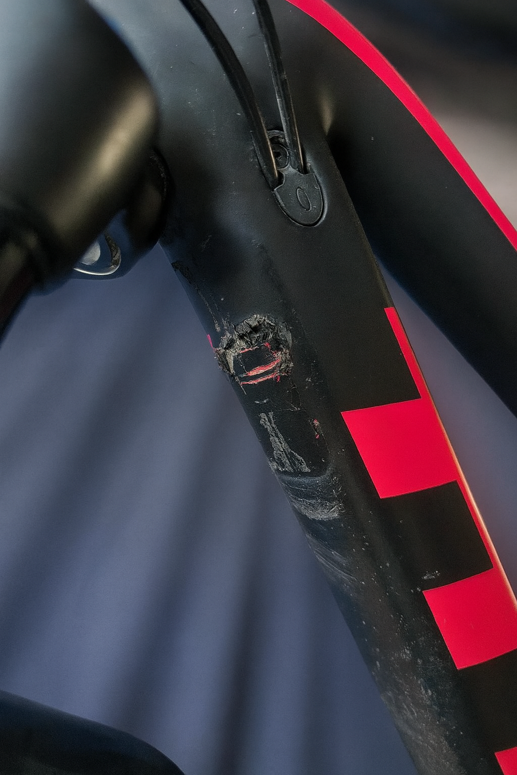 Impact lors du transport sur un tailgate de camion